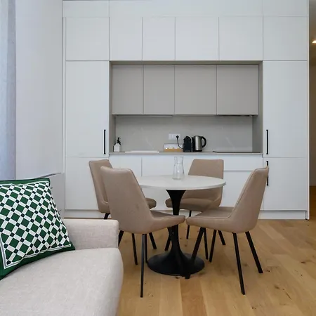 Apartment Palazzo Goldoni 93 Triest